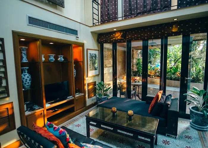 Chakrabongse Villas