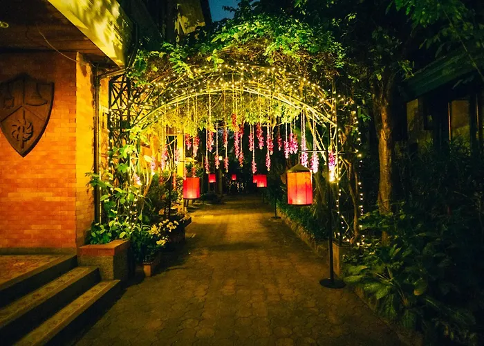 Chakrabongse Villas